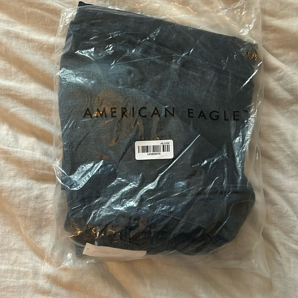 Men’s American Eagle Blue Jeans size 36x30 NWT